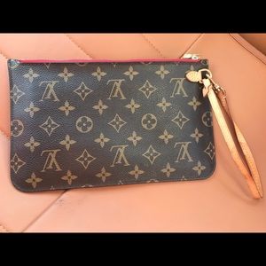 🚫SOLD🚫 Louis Vuitton monogram pochette wristlet.